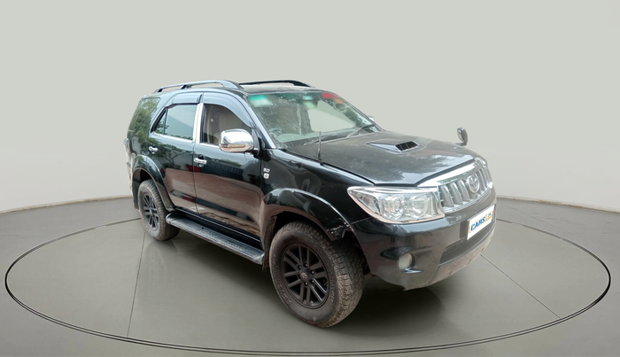 2010 Toyota Fortuner 3.0 4X4 MT, Diesel, Manual, 1,98,014 km, exterior