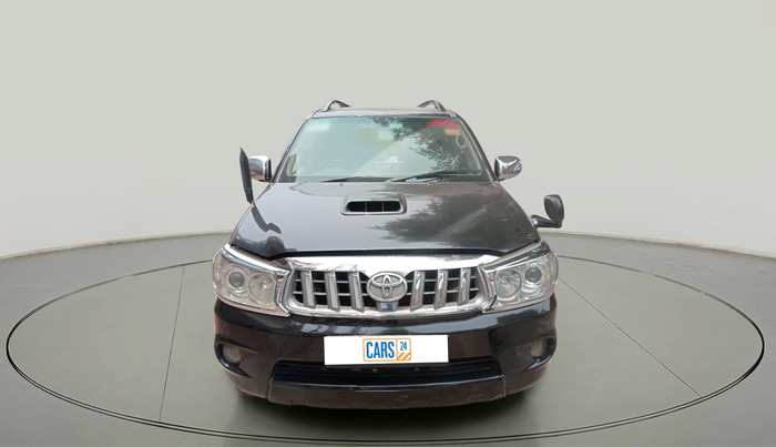 2010 Toyota Fortuner 3.0 4X4 MT, Diesel, Manual, 1,98,014 km, exterior