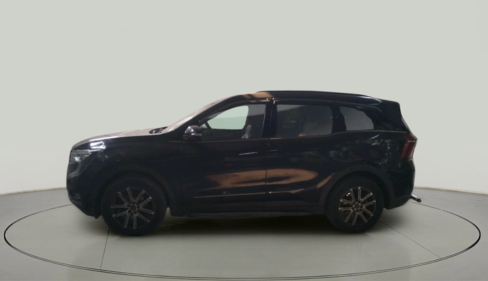 2022 Mahindra XUV700 AX 7 LUXURY D AT 7 STR, Diesel, Automatic, 97,696 km, exterior