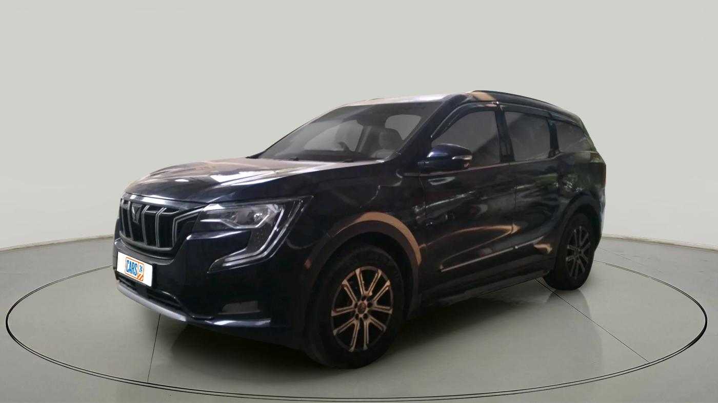 2022 Mahindra XUV700 AX 7 LUXURY D AT 7 STR, Diesel, Automatic, 98,250 km, exterior