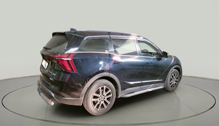 2022 Mahindra XUV700 AX 7 LUXURY D AT 7 STR, Diesel, Automatic, 97,696 km, exterior