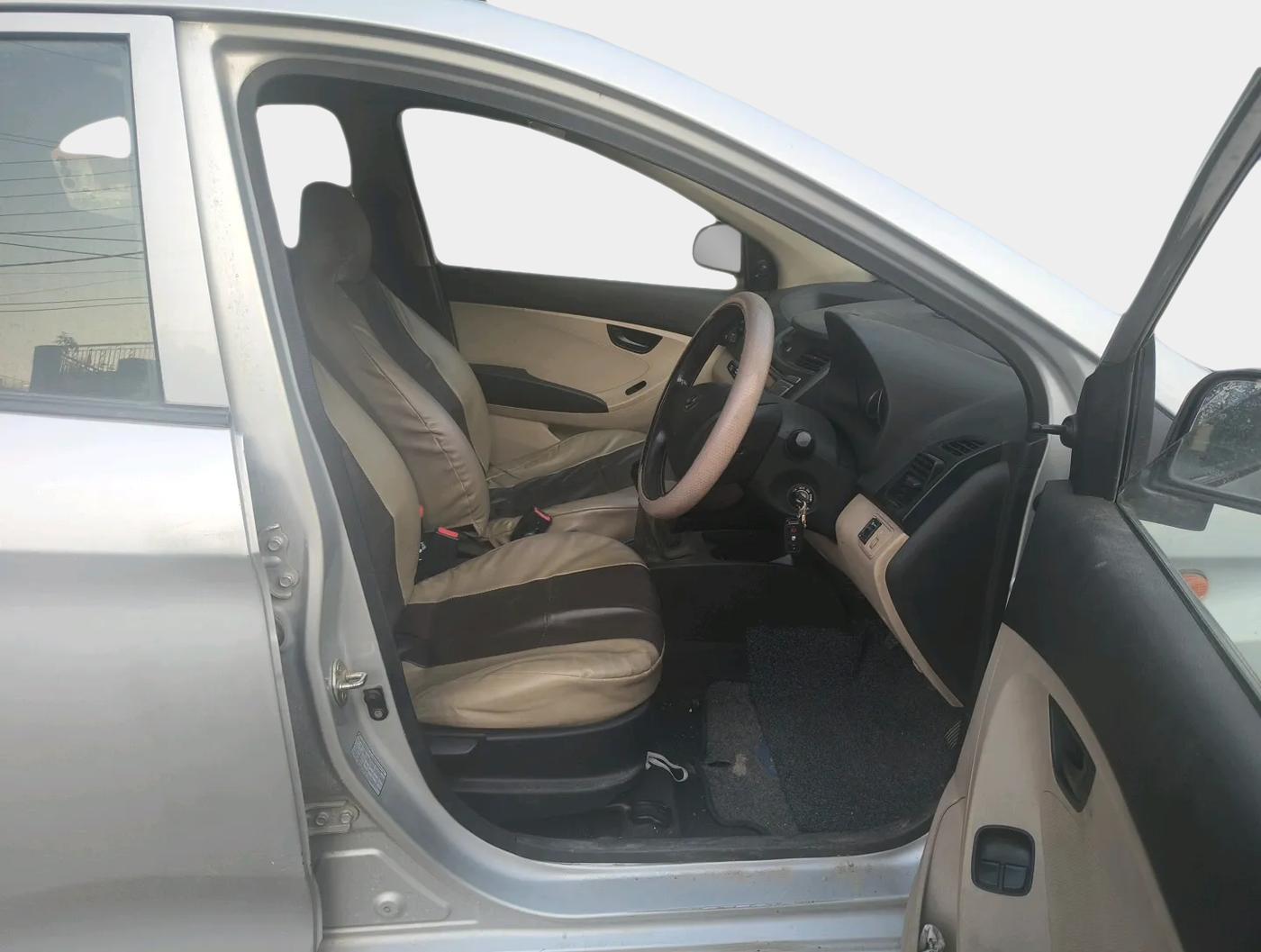 2013 Hyundai Eon MAGNA +, Petrol, Manual, 30,759 km, interior