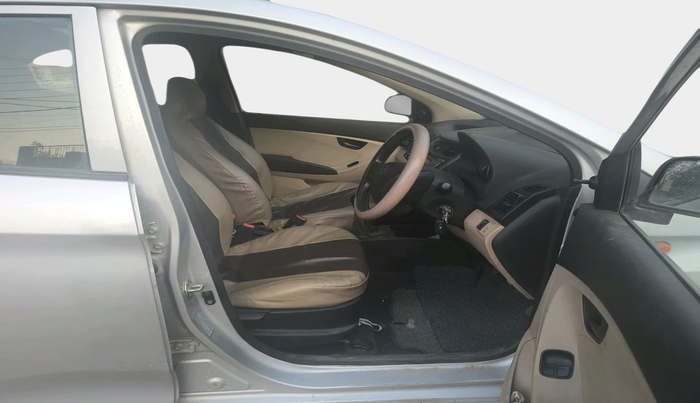 2013 Hyundai Eon MAGNA +, Petrol, Manual, 30,759 km, interior