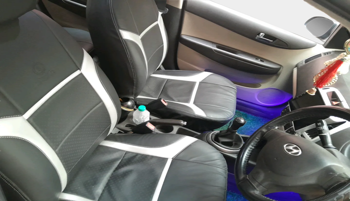 2013 Hyundai i20 MAGNA 1.2, Petrol, Manual, 56,772 km, interior