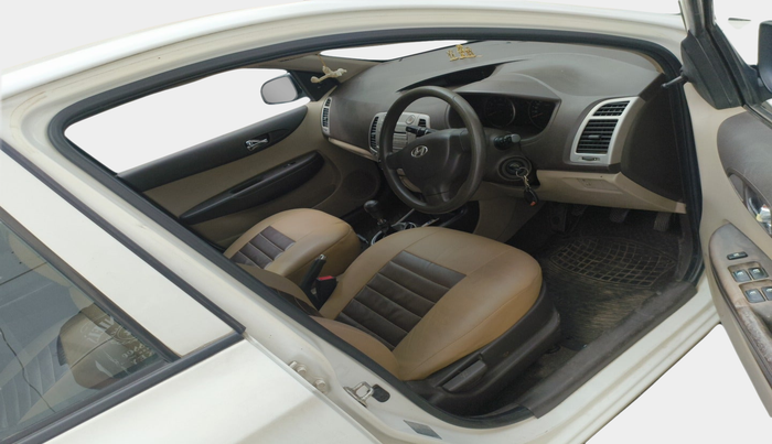 2010 Hyundai i20 MAGNA 1.2, Petrol, Manual, 56,962 km, interior