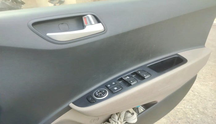 2019 Hyundai Xcent SX 1.2, Petrol, Manual, 65,246 km, interior