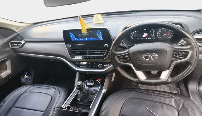 2019 Tata Harrier XZ 2.0L kryotec halo edition , Diesel, Manual, 8,215 km, interior
