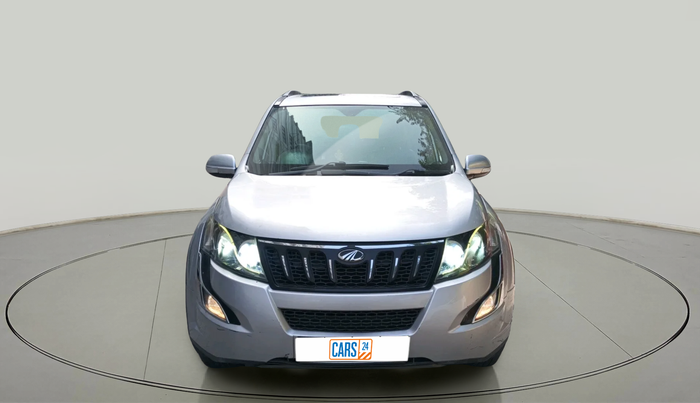2017 Mahindra XUV500 W10 AT, Diesel, Automatic, 1,32,318 km, exterior