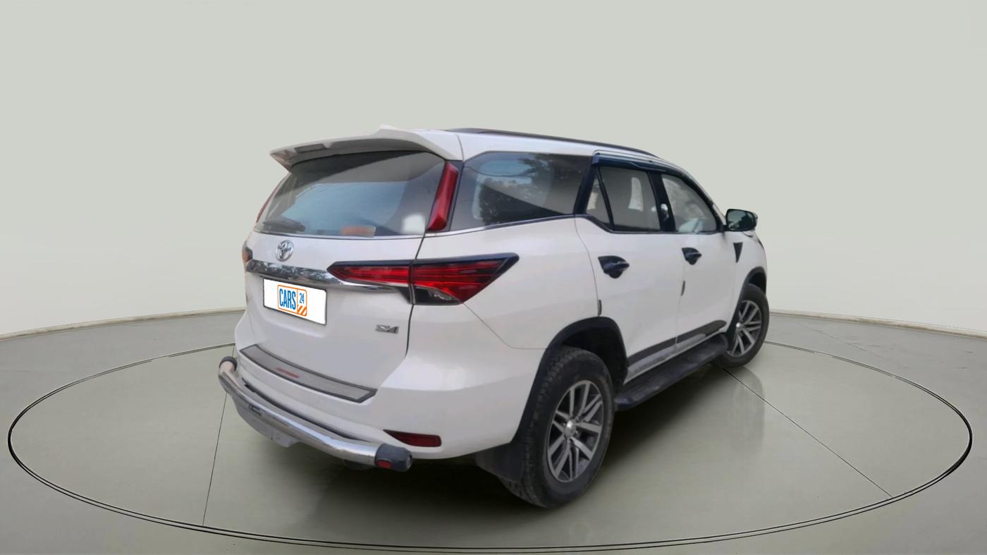 2019 Toyota Fortuner 2.8 4X4 AT, Diesel, Automatic, 1,34,000 km, exterior