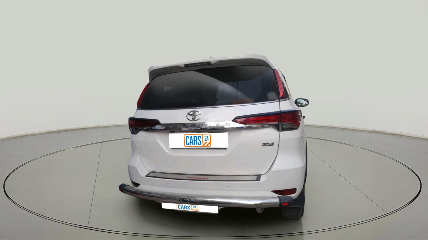 2019 Toyota Fortuner 2.8 4X4 AT, Diesel, Automatic, 1,34,000 km, exterior