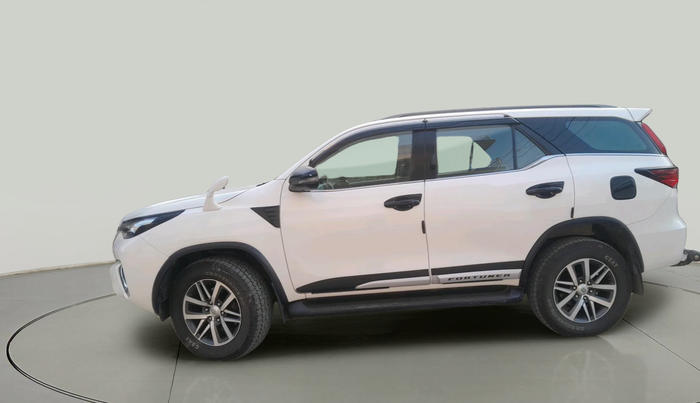 2019 Toyota Fortuner 2.8 4X4 AT, Diesel, Automatic, 1,32,727 km, exterior