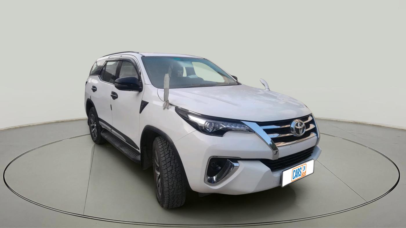 2019 Toyota Fortuner 2.8 4X4 AT, Diesel, Automatic, 1,34,000 km, exterior