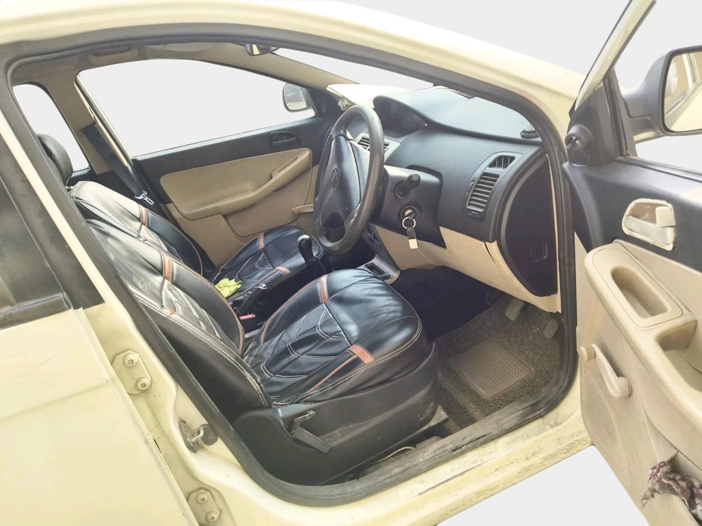 2012 Tata Indica Vista LS QUADRAJET, Diesel, Manual, 90,786 km, interior