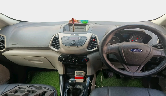 2013 Ford Ecosport AMBIENTE 1.5L PETROL, Petrol, Manual, 2,01,001 km, interior