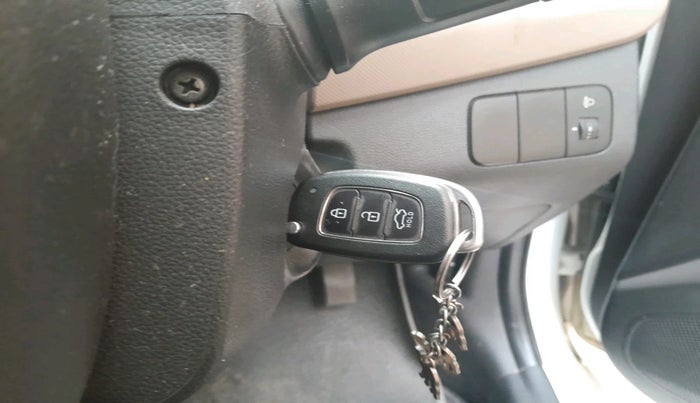 2019 Hyundai Xcent SX 1.2, Petrol, Manual, 34,907 km, interior