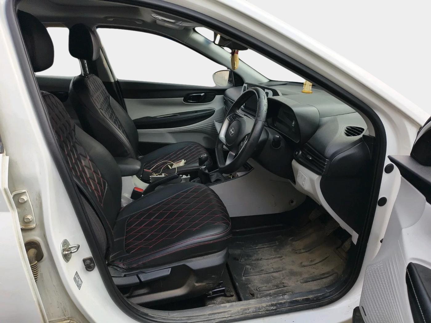 2023 Hyundai NEW I20 ASTA 1.2 MT, Petrol, Manual, 23,155 km, interior