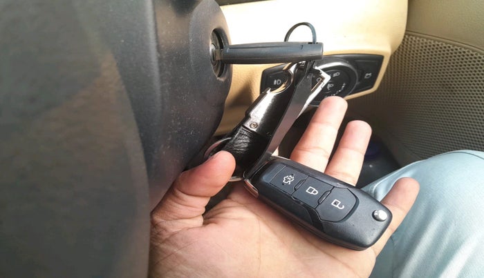 2016 Ford Figo Aspire TITANIUM1.5 DIESEL, Diesel, Manual, 1,03,591 km, interior