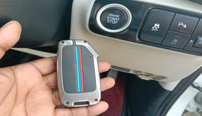 2024 KIA SONET HTX 1.5 DIESEL MT, Diesel, Manual, 14,208 km, interior