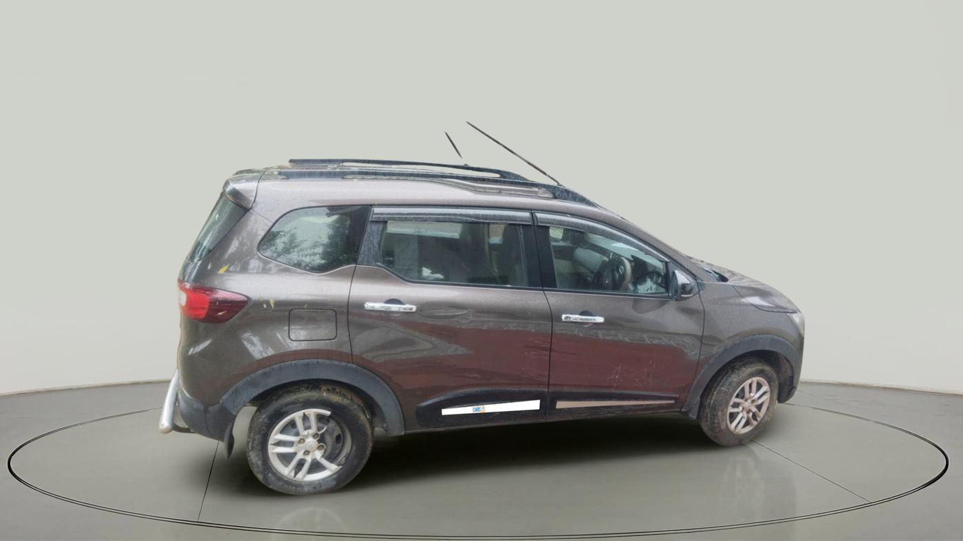 2022 Renault TRIBER RXT, Petrol, Manual, 39,628 km, exterior