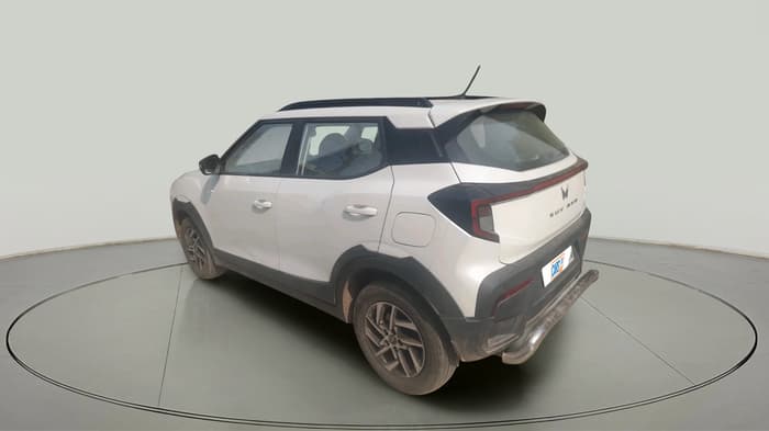 2024 Mahindra XUV 3XO AX5 1.5 Turbo Diesel, Diesel, Manual, 22,514 km, exterior