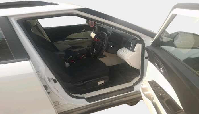 2024 Mahindra XUV 3XO AX5 1.5 Turbo Diesel, Diesel, Manual, 22,514 km, interior