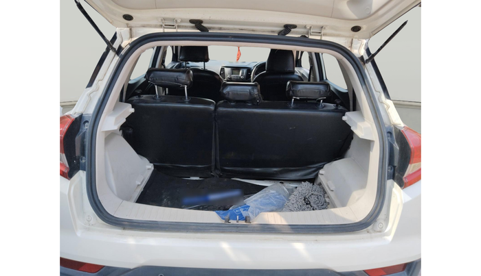 2021 Mahindra XUV300 W6 1.5 Sunroof Diesel, Diesel, Manual, 33,987 km, exterior