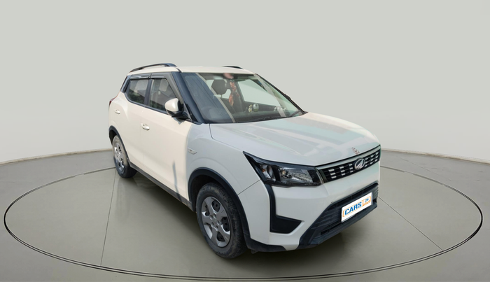 2021 Mahindra XUV300 W6 1.5 Sunroof Diesel, Diesel, Manual, 33,987 km, exterior