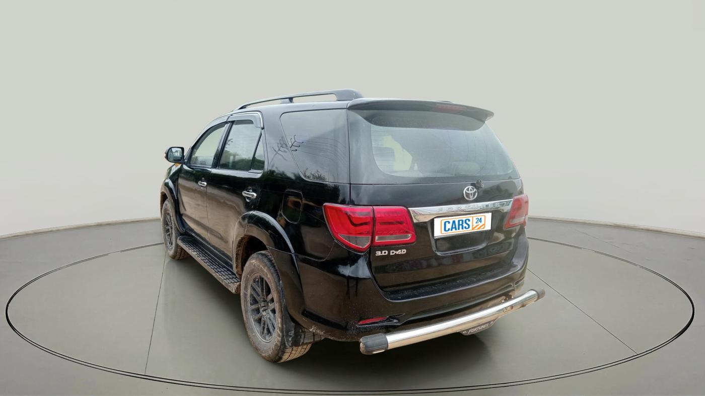 2012 Toyota Fortuner 3.0 4X2 MT, Diesel, Manual, 2,27,675 km, exterior