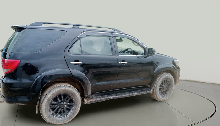 2012 Toyota Fortuner 3.0 4X2 MT, Diesel, Manual, 2,27,675 km, exterior