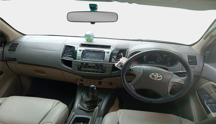 2012 Toyota Fortuner 3.0 4X2 MT, Diesel, Manual, 2,27,675 km, interior