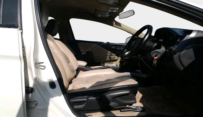 2014 Honda City 1.5L I-VTEC V MT, Petrol, Manual, 1,55,135 km, interior