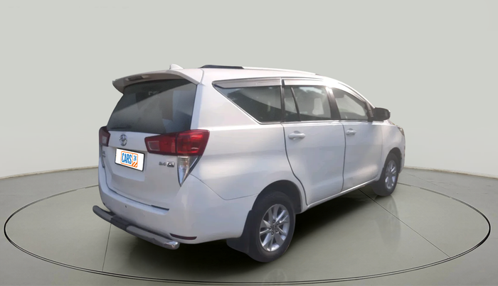 2017 Toyota Innova Crysta 2.4 GX 8 STR, Diesel, Manual, 1,48,511 km, exterior