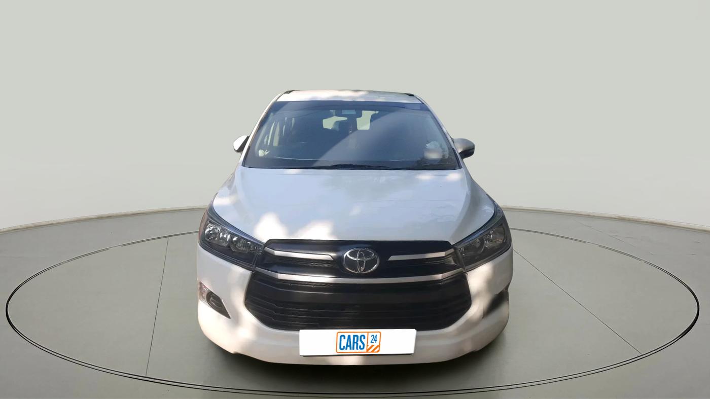 2017 Toyota Innova Crysta 2.4 GX 8 STR, Diesel, Manual, 1,48,511 km, exterior