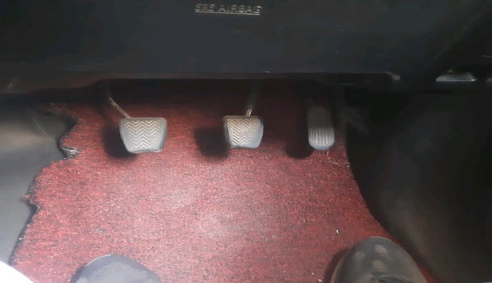 2017 Toyota Innova Crysta 2.4 GX 8 STR, Diesel, Manual, 1,48,511 km, interior