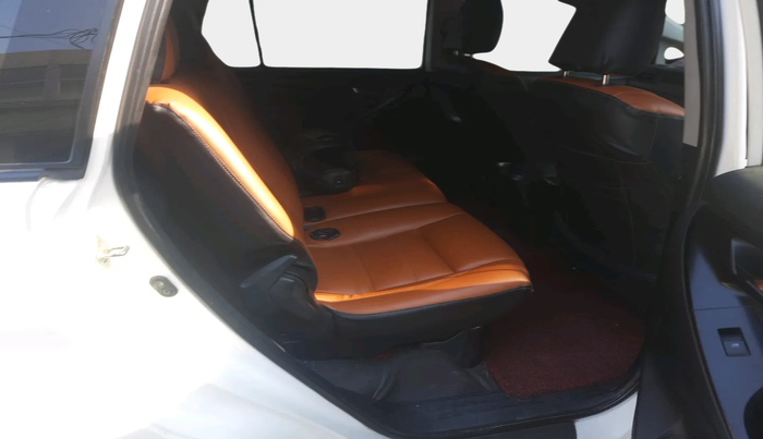 2017 Toyota Innova Crysta 2.4 GX 8 STR, Diesel, Manual, 1,48,511 km, interior