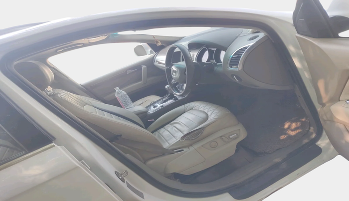 2012 Audi Q7 3.0 TDI QUATTRO, Diesel, Automatic, 1,12,338 km, interior