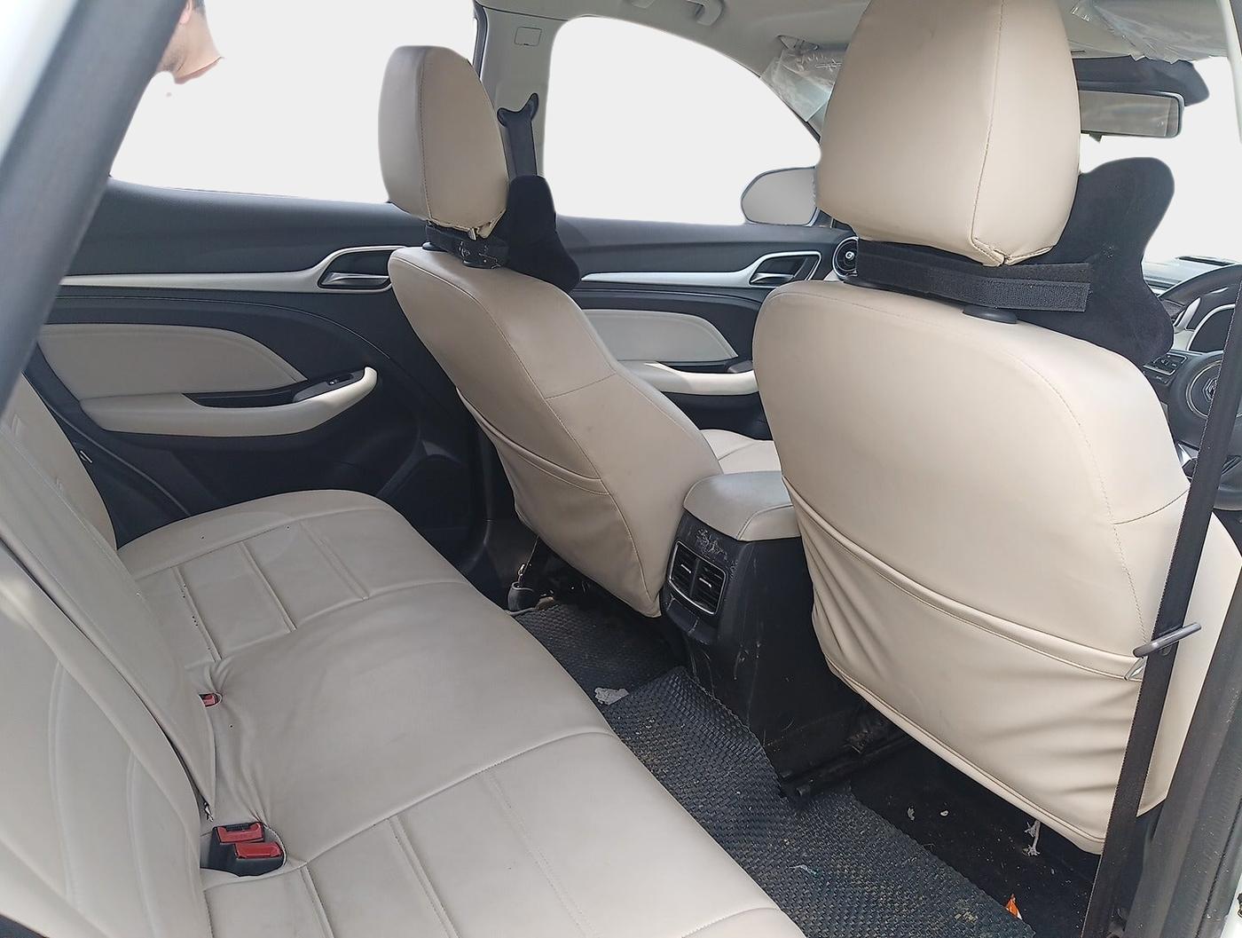 2023 MG ASTOR STYLE 1.5 MT, Petrol, Manual, 16,300 km, interior