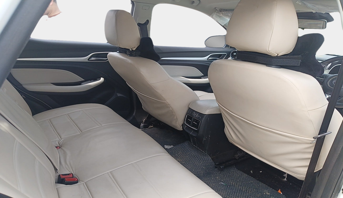 2023 MG ASTOR STYLE 1.5 MT, Petrol, Manual, 16,169 km, interior