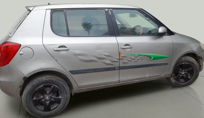2011 Skoda Fabia AMBIENTE 1.2 MPI, Petrol, Manual, 2,27,005 km, exterior