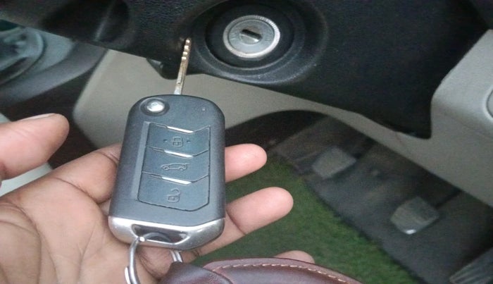 2018 Mahindra MARAZZO M8 7 STR, Diesel, Manual, 2,98,480 km, interior