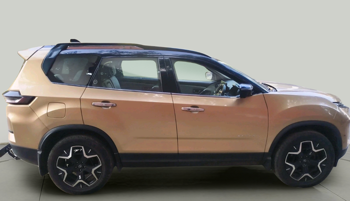 2023 Tata Safari Accomplished Plus AT, Diesel, Automatic, 22,242 km, exterior