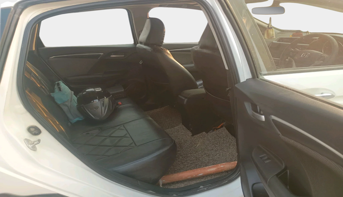 2018 Honda WR-V 1.5L I-DTEC VX MT, Diesel, Manual, 1,13,245 km, interior