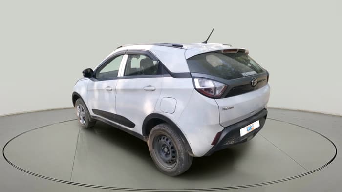 2018 Tata NEXON XM PETROL, Petrol, Manual, 1,38,099 km, exterior