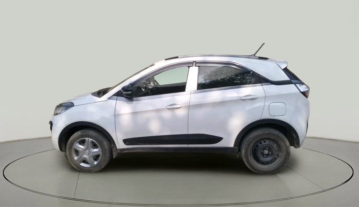 2018 Tata NEXON XM PETROL, Petrol, Manual, 1,38,099 km, exterior