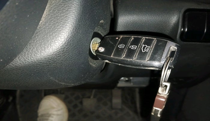 2023 KIA SONET HTK PLUS 1.2, Petrol, Manual, 7,416 km, interior