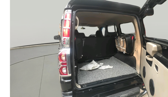 2024 Mahindra SCORPIO CLASSIC S11 7STR, Diesel, Manual, 15,724 km, exterior