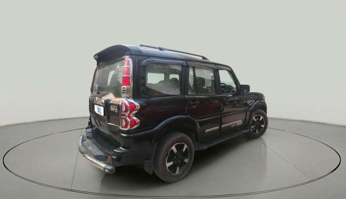2024 Mahindra SCORPIO CLASSIC S11 7STR, Diesel, Manual, 15,724 km, exterior