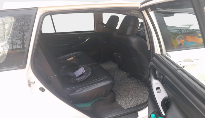 2018 Toyota Innova Crysta 2.4 GX 8 STR, Diesel, Manual, 1,30,618 km, interior