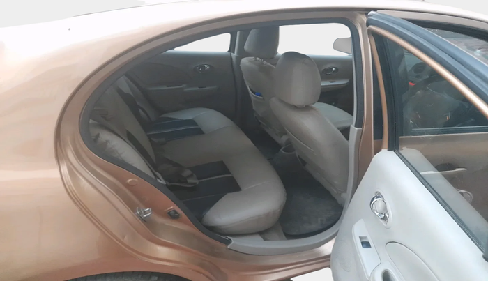 2012 Renault Pulse RXZ AIRBAGS, Diesel, Manual, 62,383 km, interior