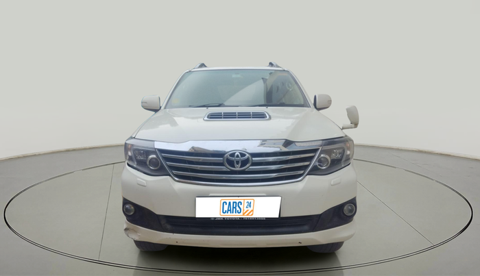 2014 Toyota Fortuner 3.0 4X2 AT, Diesel, Automatic, 3,65,201 km, exterior